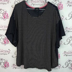 W5 tshirt tee stripes polka dot dotted dual Black and White Striped Blouse
